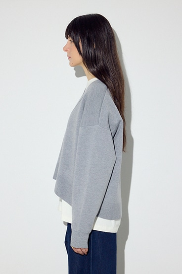 スウェットライクVネックニット 詳細画像