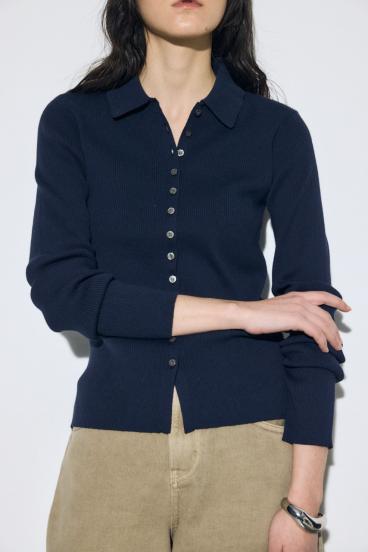 エリツキリブニット