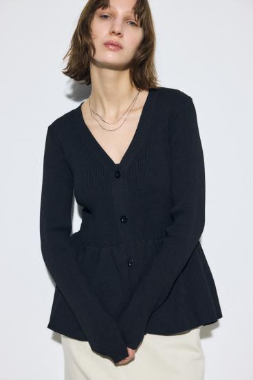 ペプラムカーディガン