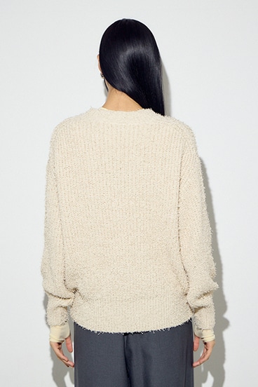 カールヤーンクルーネックニット 詳細画像
