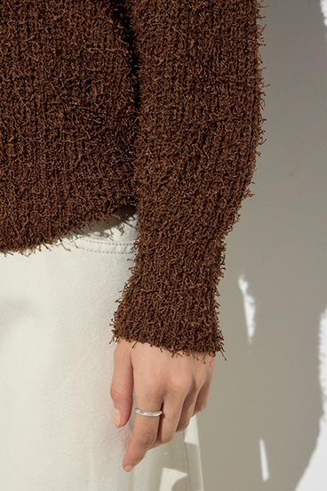 カールヤーンクルーネックニット 詳細画像