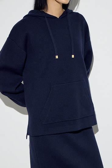 スウェッターニットパーカー