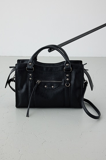 フェイクレザーハンドバッグ