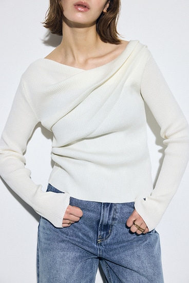 ドレープ長袖ニットトップス