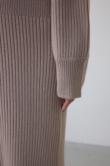 オフショルロングニットワンピース 詳細画像