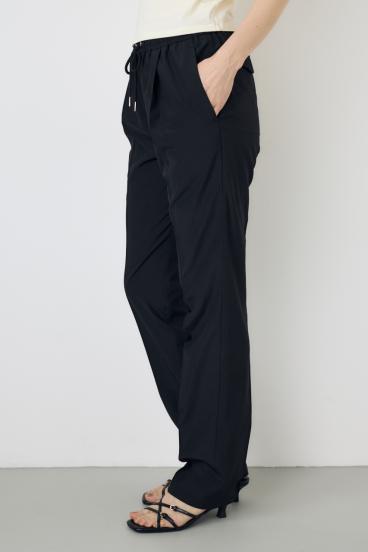 COMFORA AIRピンタックテーパードパンツ 詳細画像