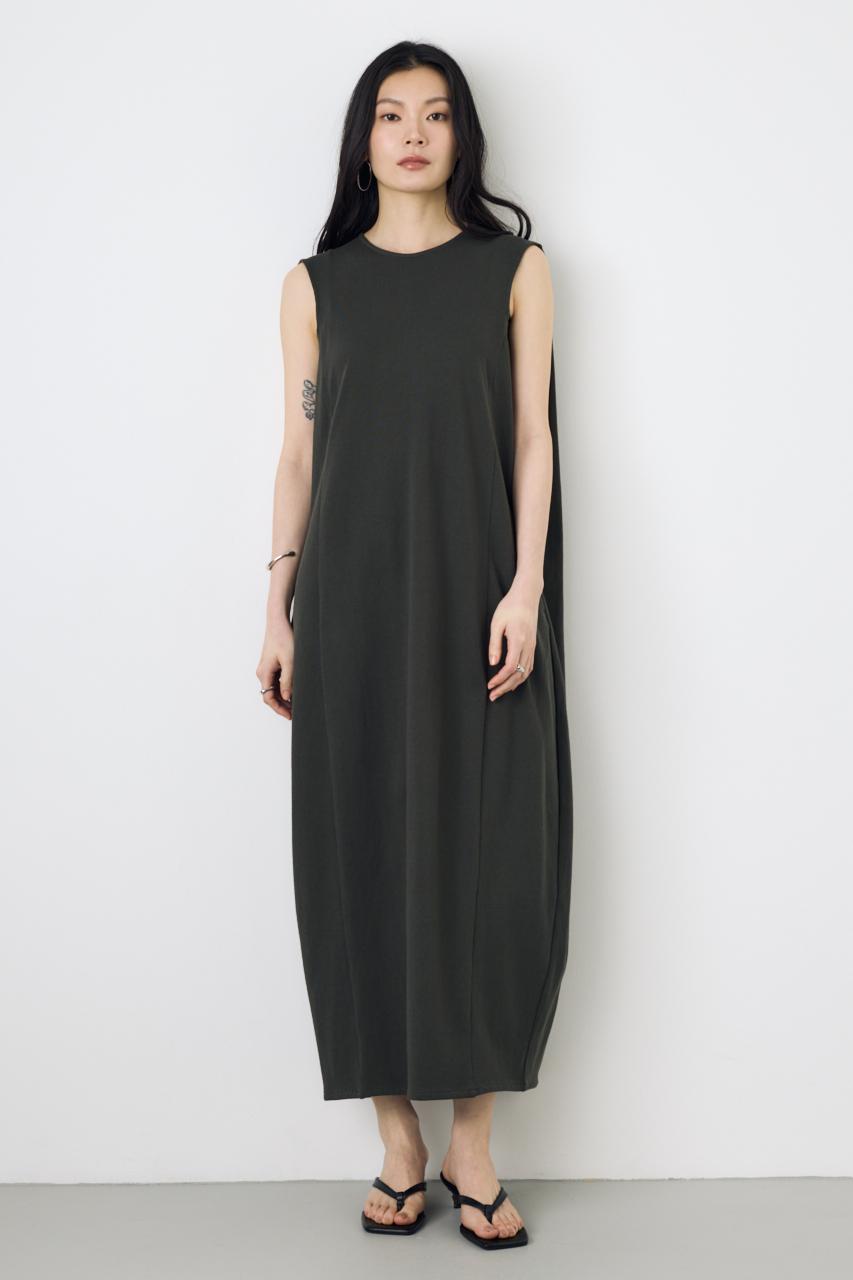 オーバルカットワンピース