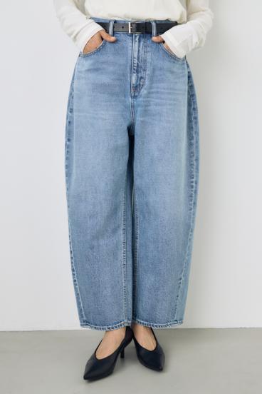 AZUL DENIM ワイドカーブデニム