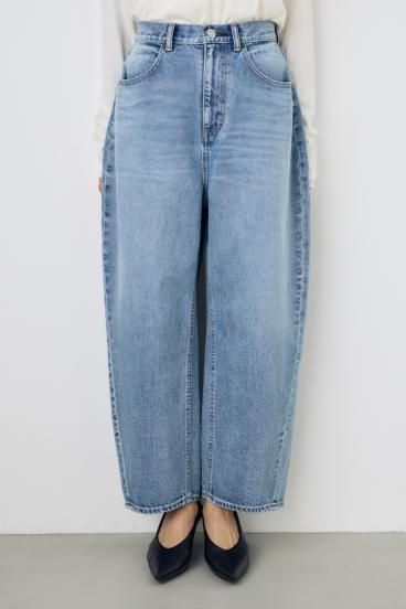 AZUL DENIM ワイドカーブデニム