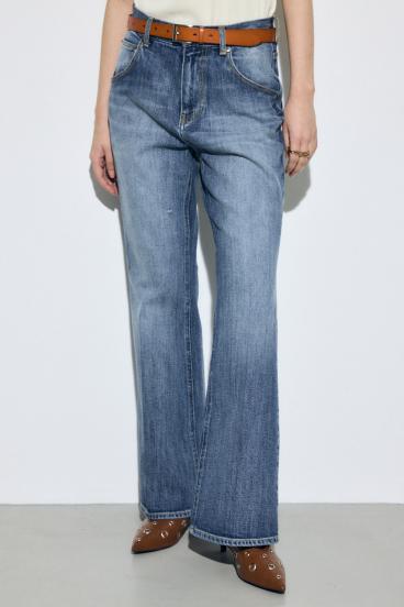 AZUL DENIM センタープレスフレアデニムショート丈