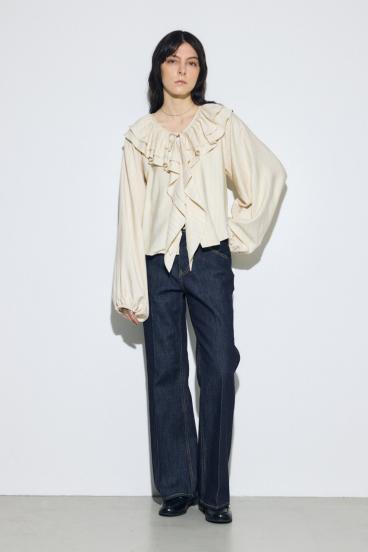 AZUL DENIM センタープレスフレアデニムショート丈 詳細画像