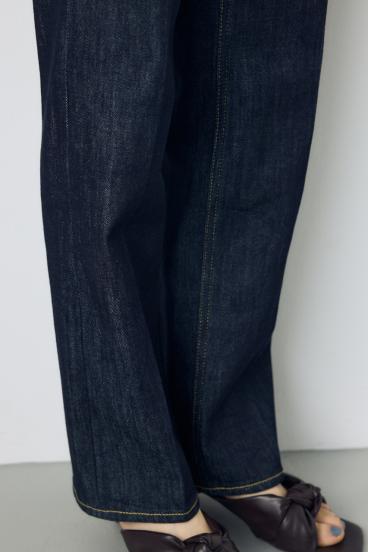 【WEB限定】AZUL DENIM センタープレスストレートデニム ショート丈 詳細画像