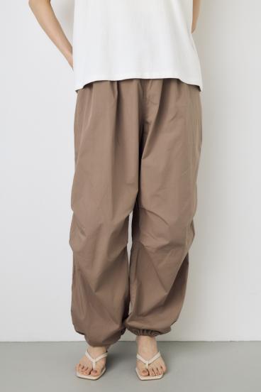 コットンパラシュートパンツ