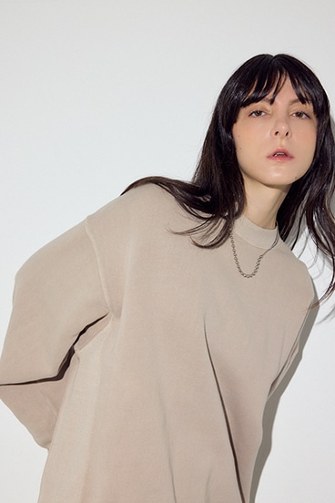 ピグメント起毛裏毛クルーネックトップス 詳細画像