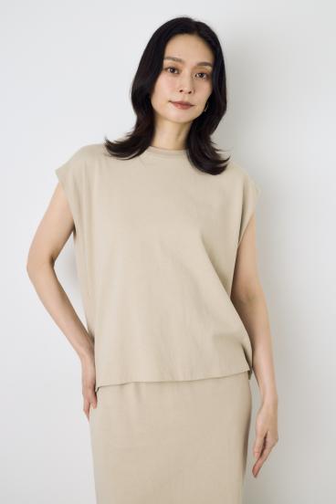 ノースリーブカットトップス