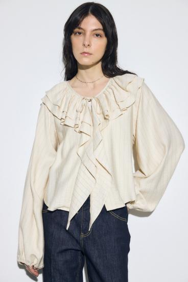 ラッフルロングスリーブブラウス