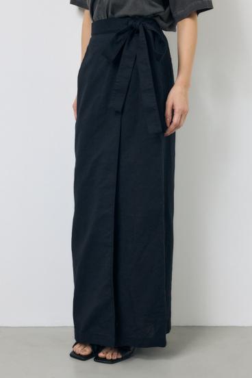 ソフトリネンラップスカート