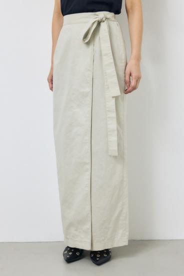 ソフトリネンラップスカート