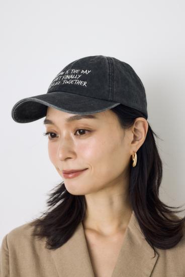 ウォッシュ加工フロントメッセージキャップ