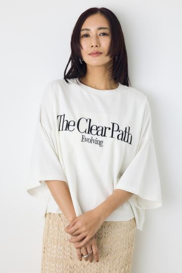 刺繍ロゴTシャツ