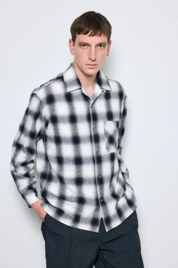 フレンチリネンオンブレーチェックシャツ 詳細画像