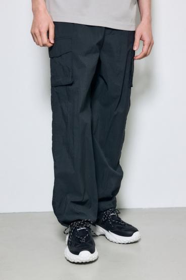 トライファンクションカーゴパンツ