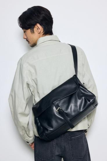 合皮ショルダーバッグ 詳細画像