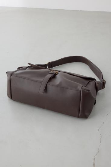 合皮ショルダーバッグ 詳細画像