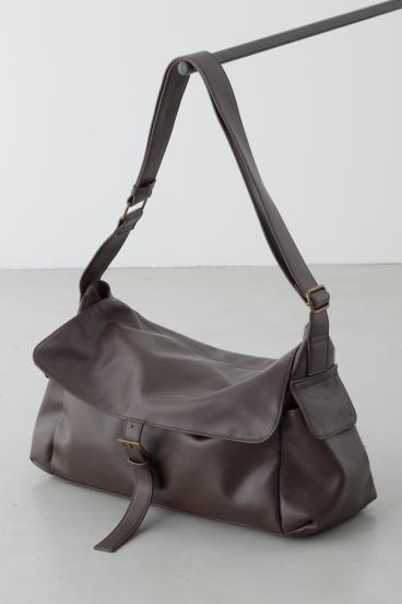 合皮ショルダーバッグ 詳細画像