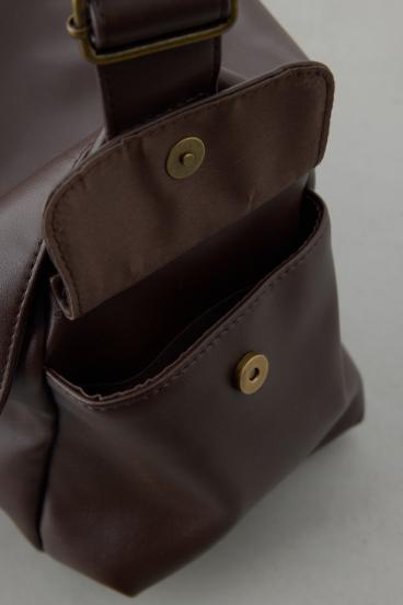 合皮ショルダーバッグ 詳細画像