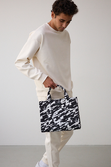 スクエアミドルバッグ 詳細画像