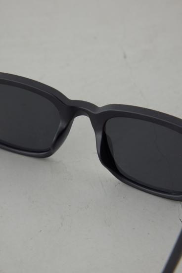 ソリッドフレームサングラス 詳細画像