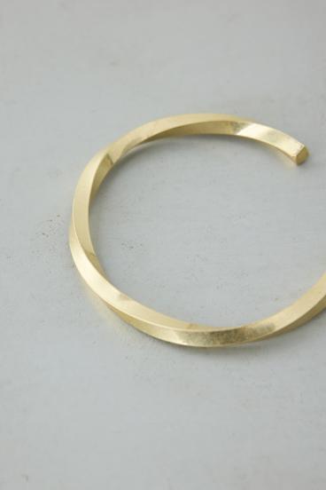 ツイストバングル 詳細画像