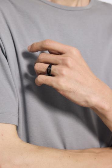 ツイストリング