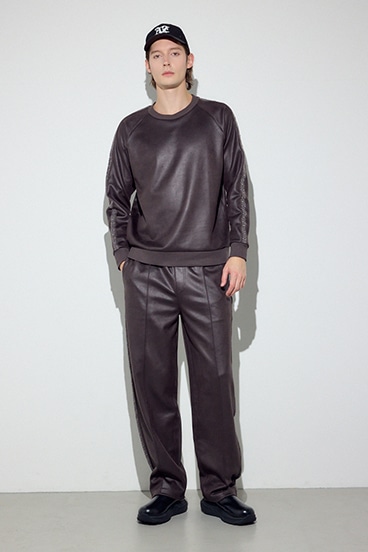 フェイクレザーライントップス 詳細画像