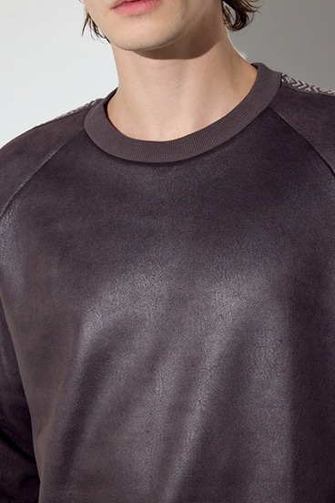 フェイクレザーライントップス 詳細画像