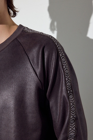 フェイクレザーライントップス 詳細画像