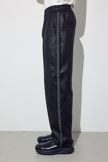 フェイクレザーラインパンツ 詳細画像