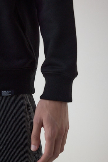 筆記体バックプリント裏毛トップス 詳細画像