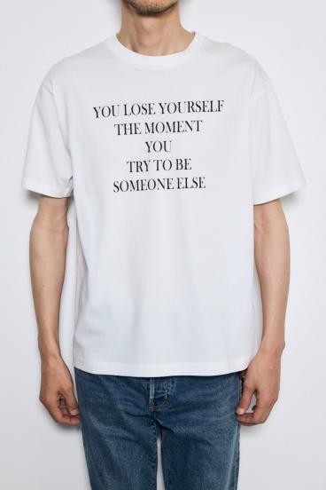 LOOSE YOURSELF Tシャツ