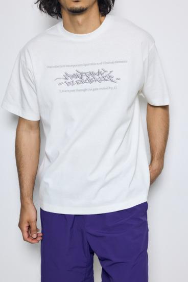 エンブロイダリーロゴTシャツ