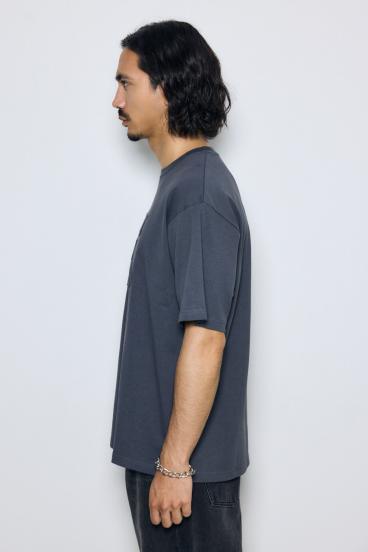 エンボスロゴTシャツ 詳細画像