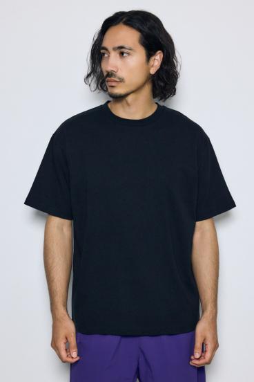バーティカルグラフィックTシャツ