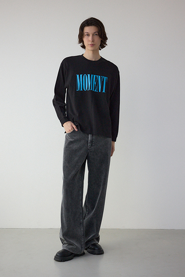 MOMENTグラフィックロンTEE 詳細画像