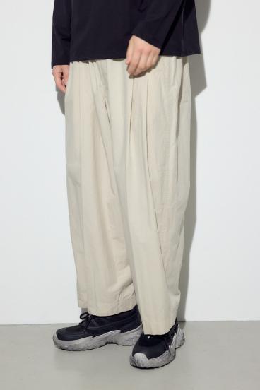 パラシュートパンツ