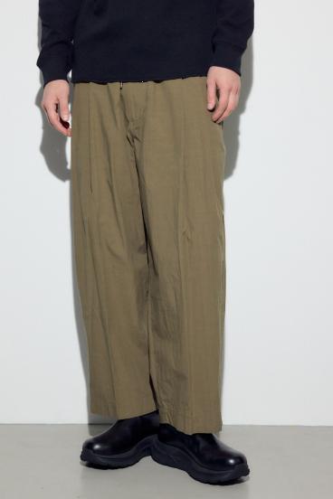 パラシュートパンツ