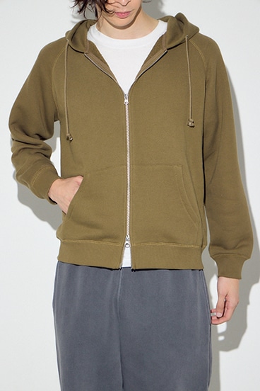 裏毛ジップアップパーカー