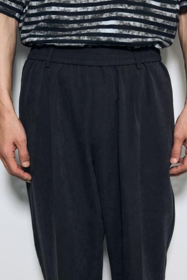 接触冷感フェイクスエードスリムパンツ 詳細画像