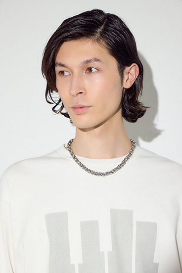 スパイラルノットネックレス