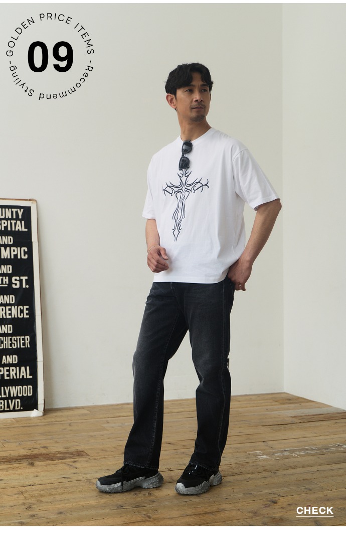 クロスモチーフTシャツ